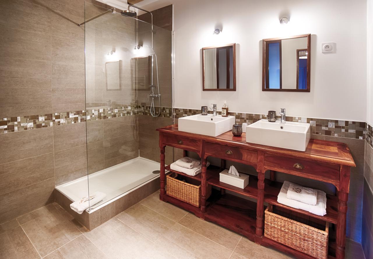 Mas De La Douceur Bed & Breakfast Saint-Andiol Ngoại thất bức ảnh