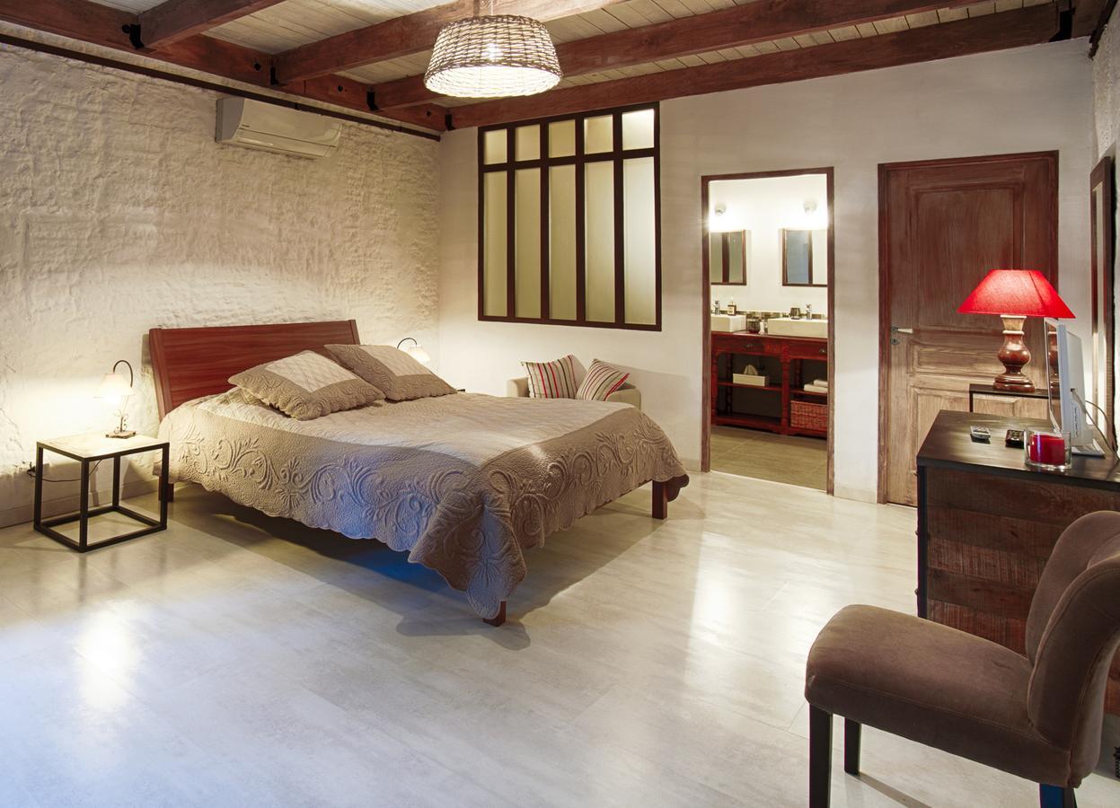 Mas De La Douceur Bed & Breakfast Saint-Andiol Ngoại thất bức ảnh
