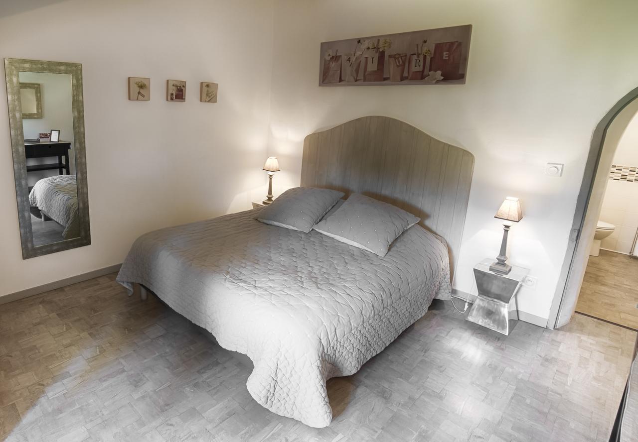 Mas De La Douceur Bed & Breakfast Saint-Andiol Ngoại thất bức ảnh