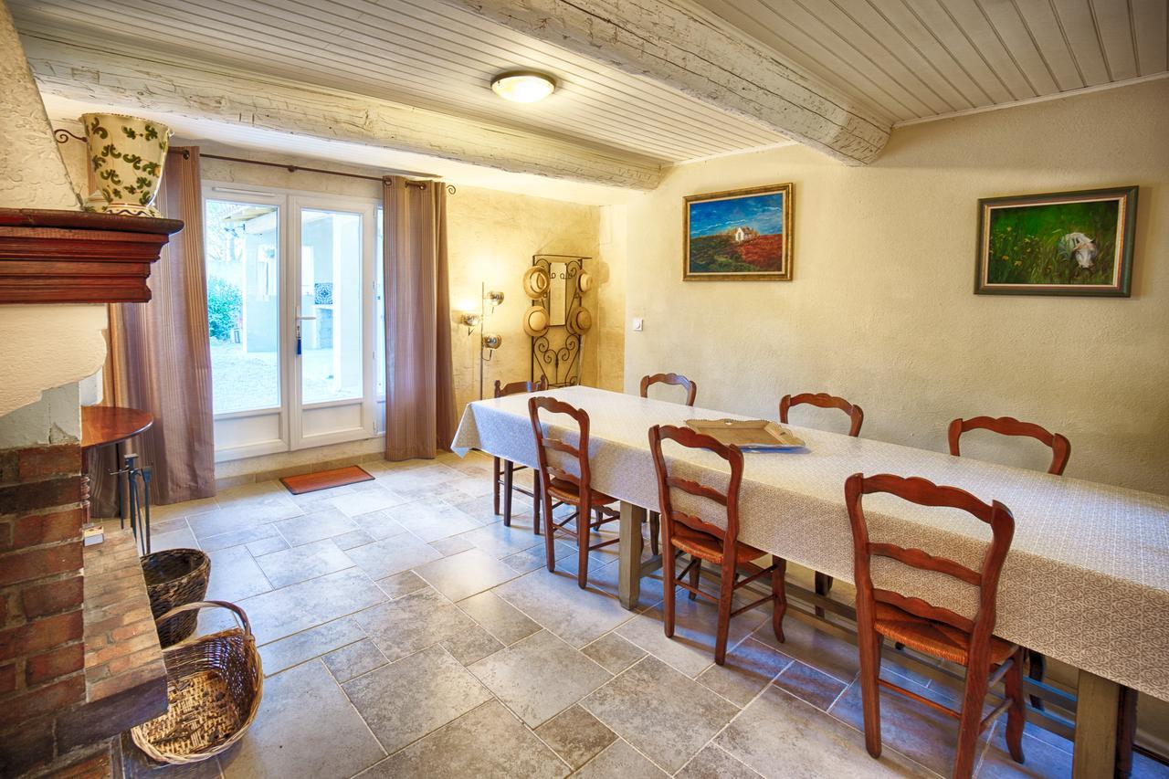 Mas De La Douceur Bed & Breakfast Saint-Andiol Ngoại thất bức ảnh